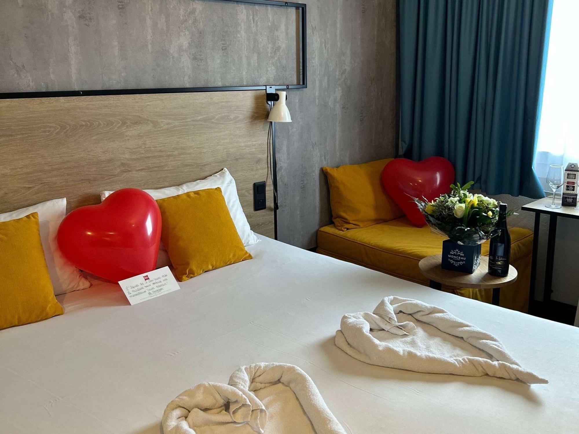 Ibis Saint-Malo Madeleine Hotel Bagian luar foto