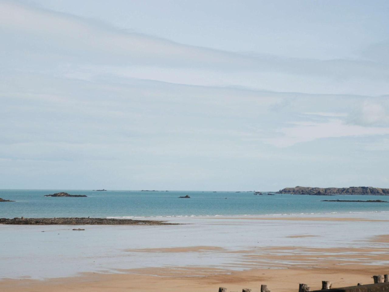 Ibis Saint-Malo Madeleine Hotel Bagian luar foto